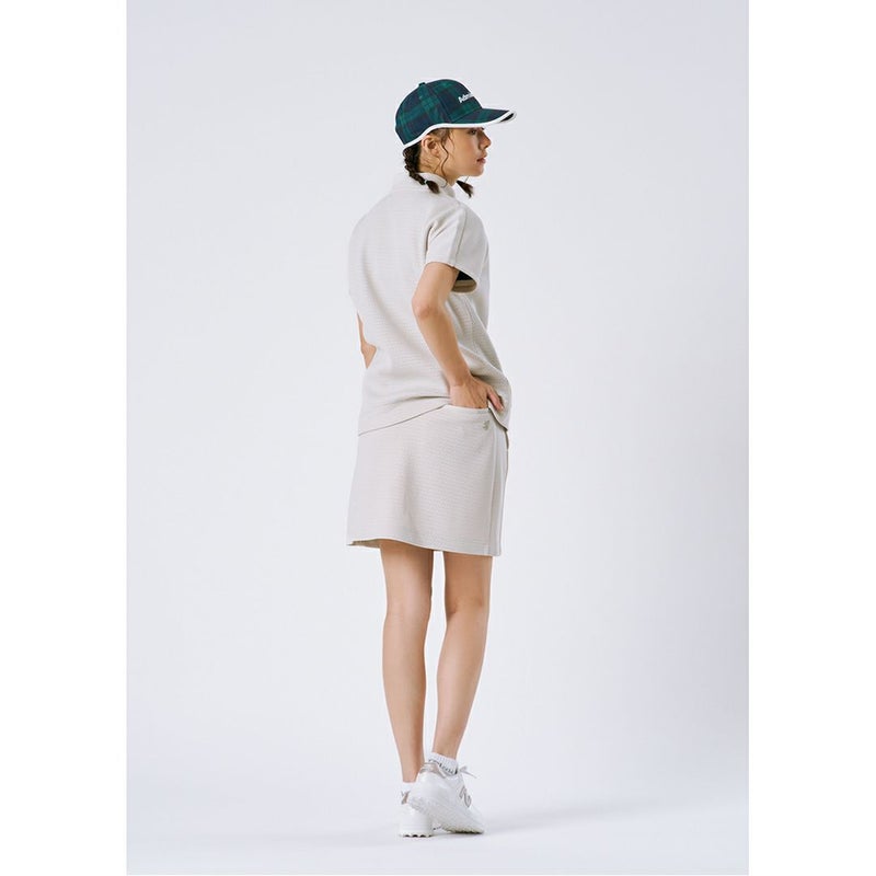 AdmiralGOLF アドミラルゴルフ レディース ゴルフウェア 半袖プルオーバー アイボリー モデル着用2