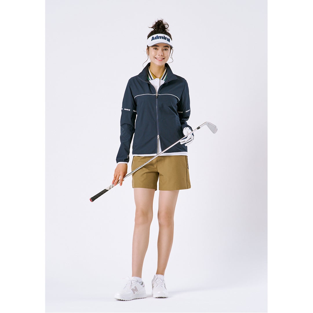 アドミラルゴルフ Admiral GOLF レディース 4WAYツイル ショートパンツ ADLA612 ベージュ モデル着用1