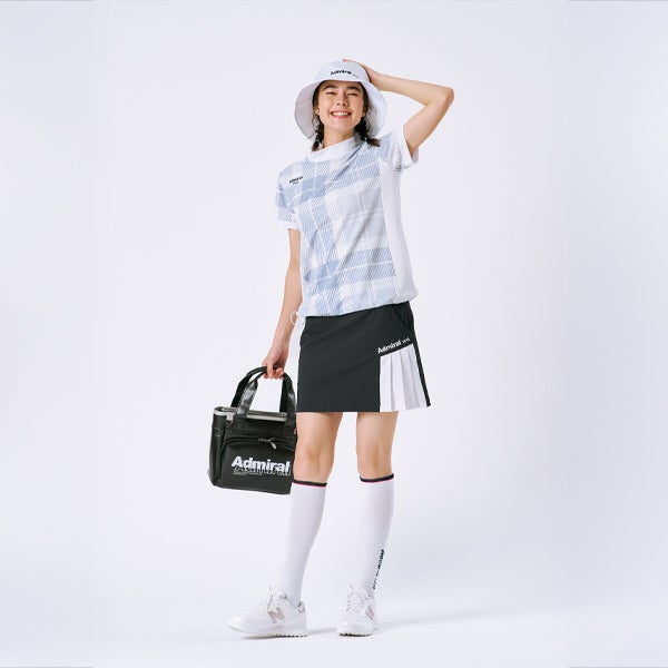 アドミラルゴルフ Admiral GOLF レディース 透け防 サイドプリーツスカート ADLA616 ブラック モデル着用1