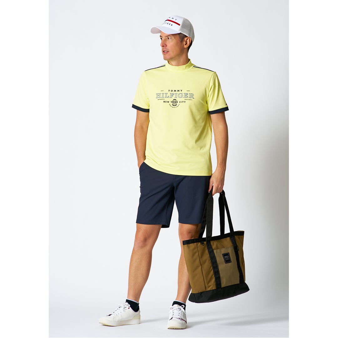 TommyHilfigerGolf トミー ヒルフィガー メンズ ショートパンツ THMA607 ネイビー モデル着用1
