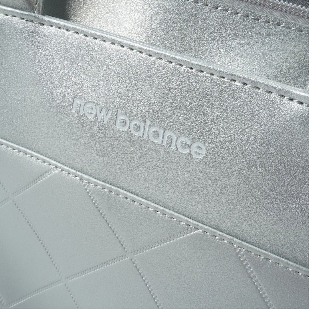 ニューバランス new balance レディース キルトスタイルエンボス カートバッグ (WOMENS) NJMG63SF シルバー 詳細9