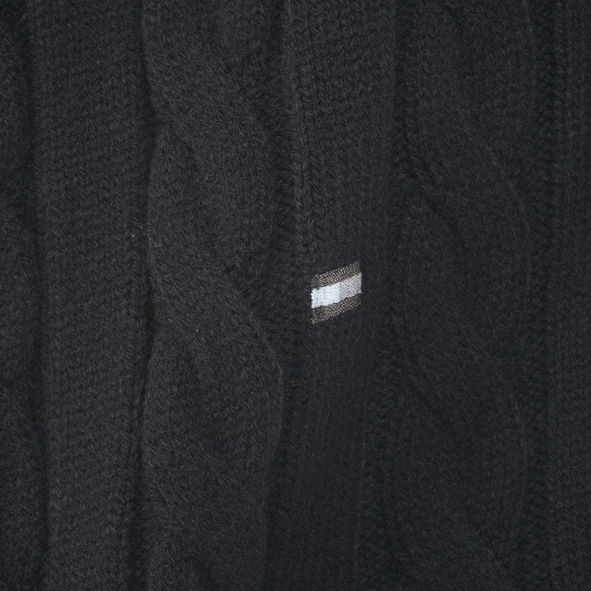 [トミー ヒルフィガー ゴルフ] TOMMY HILFIGER GOLF メンズ ケーブル柄 ニットジャケット　THMA668　ブラック　詳細8
